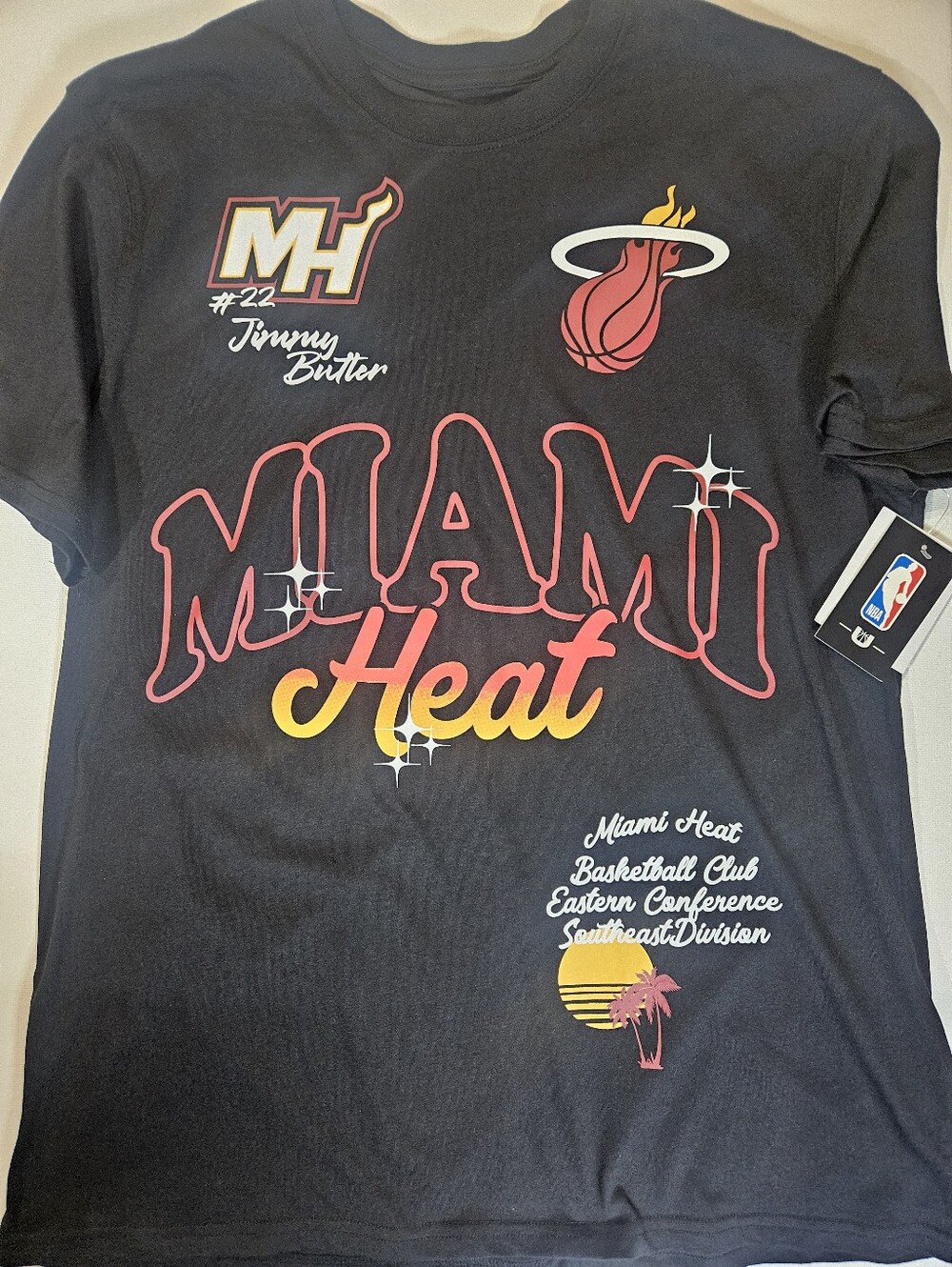 NWT Miami Heat Jimmy Butler T-Shirt Mens XL Black Red Graphic Spellout Logo NBA